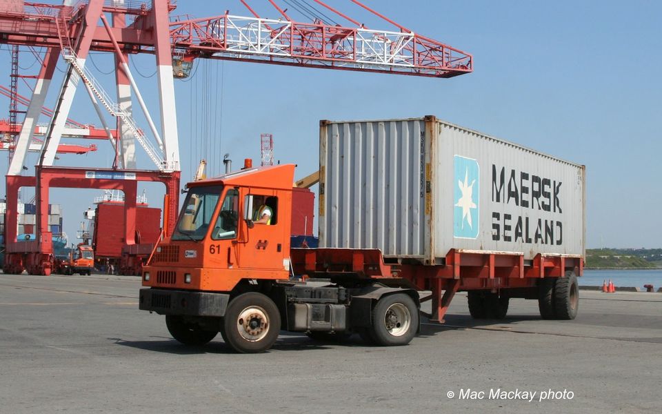 Ocean Containers Transportation